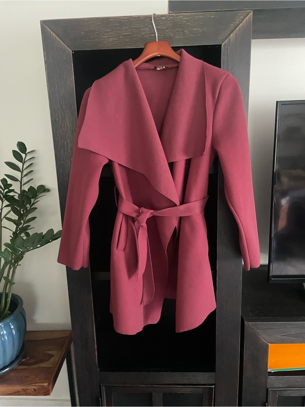 lola Draped Open-Front Trench Coat in Rose